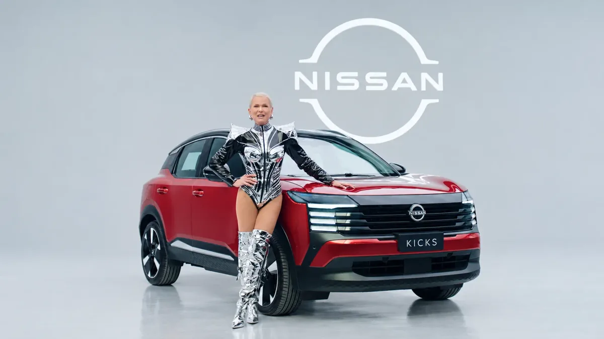 Nissan aposta em brincadeira com nave da Xuxa para reposicionar sua linha após retirar a Frontier: Kait e Kicks dividem investimento de R$ 2,8 bilhões em Resende, e transformam a fábrica brasileira em polo de exportação para mais de 20 mercados