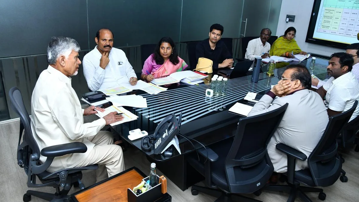 Andhra Pradesh CM sets target of completing 5.52 lakh houses by March 2027