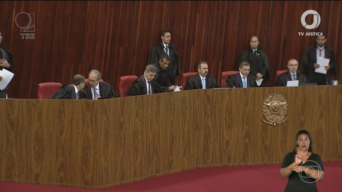 TSE anula votos dados a Garotinho na eleição para governador do Rio