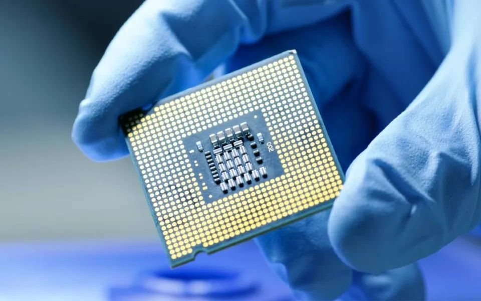 Bank of America perspetiva que mercado dos semicondutores quase que duplique até 2030