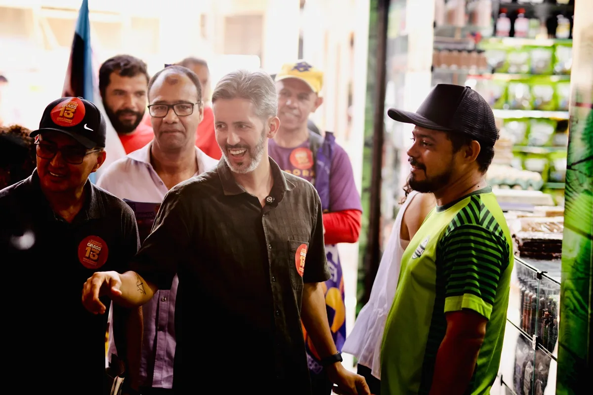 Leandro Grass promete infraestrutura para áreas sem asfalto e saneamento