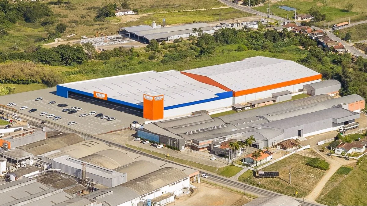 Gigante dos supermercados anuncia ‘atacado’ de R$ 70 milhões em cidade com 17 mil habitantes em SC