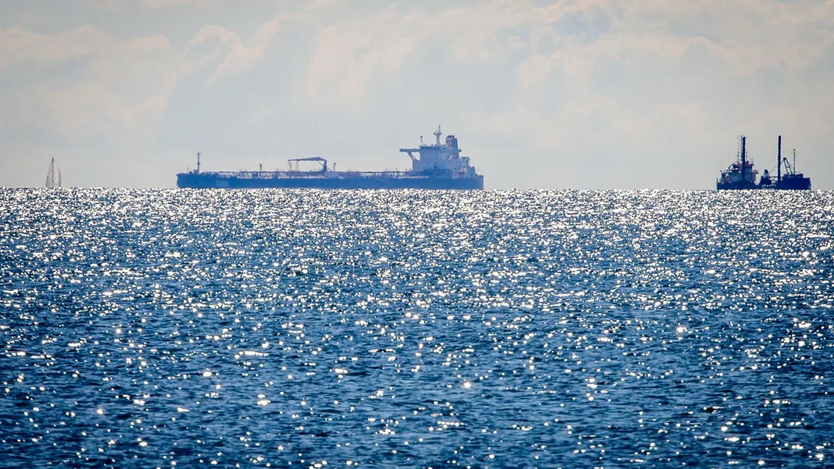 Liveblog Ukrainekrieg: Kallas warnt vor „großer Ölkatastrophe“ durch russische Schattenflotte
