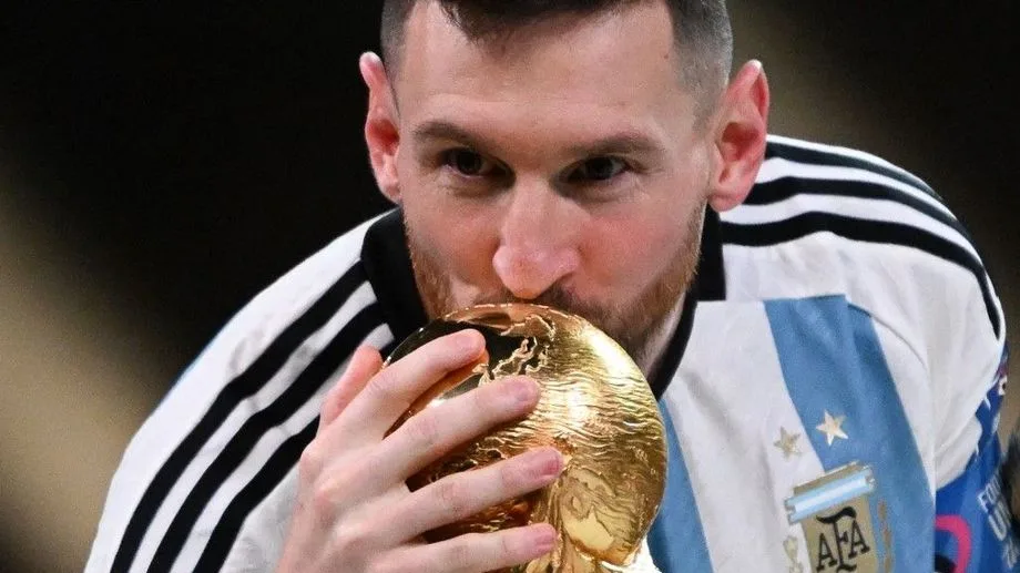 Football : Lionel Messi annonce la fin de sa carrière internationale avec l'Argentine