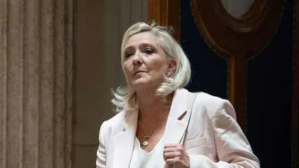 "Il est temps de nettoyer les écuries d’Augias" : un message de Marine Le Pen sur la dette française met en colère le camp présidentiel