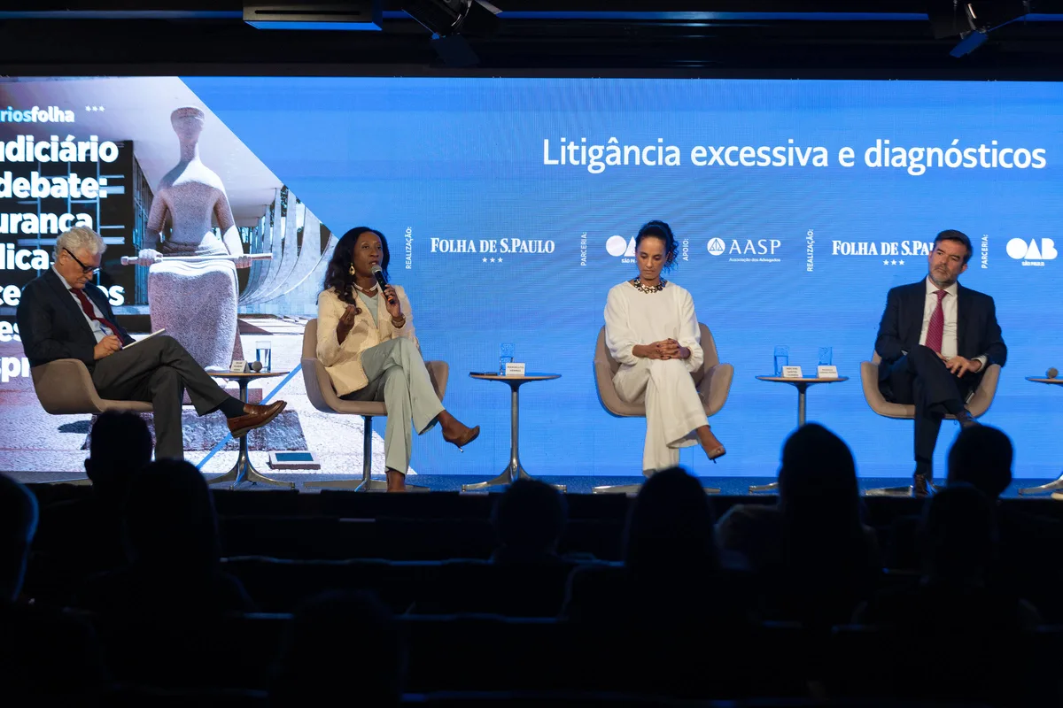 Especialistas defendem tecnologia e reformas para desafogar Judiciário em seminário da Folha