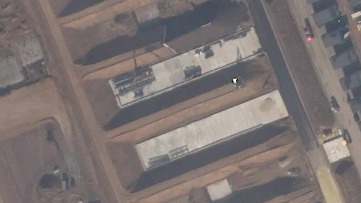Imágenes satelitales revelaron que Rusia avanza en la construcción de una mega base para drones en Rostov