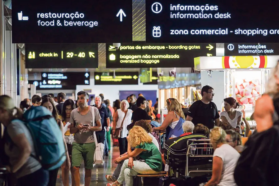Passageiros nos aeroportos de Portugal aumentam 2,5% até julho