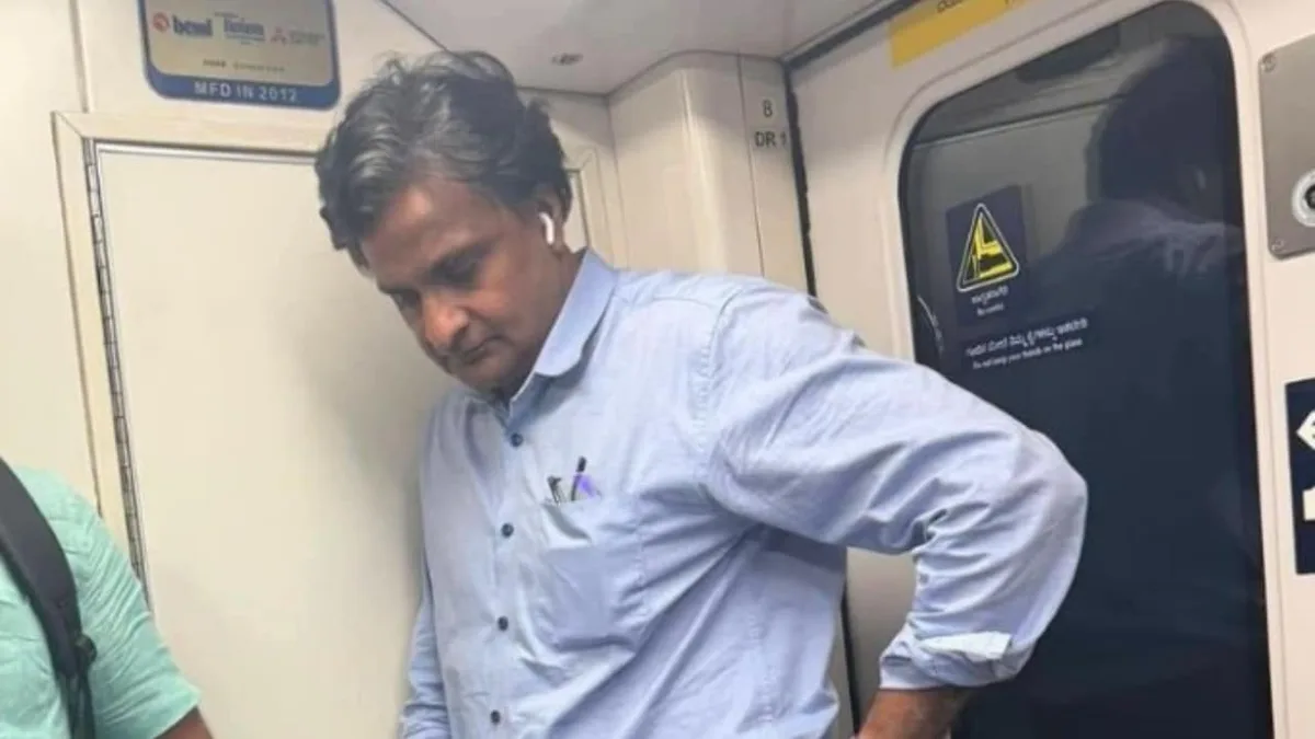 Cricketer Turned ICC Match Referee's Metro Journey Goes Viral. Internet Reacts