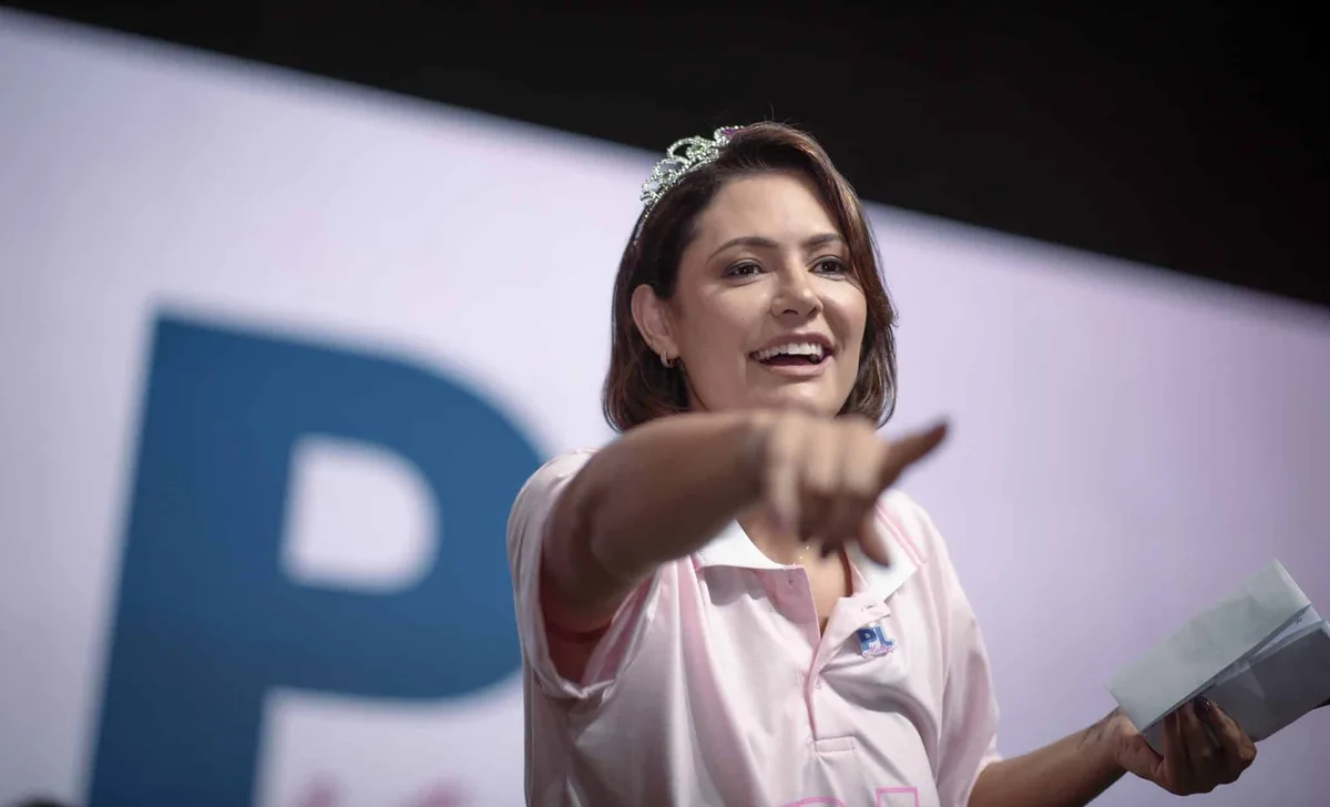 Michelle Bolsonaro: a origem dos R$ 4,49 milhões em investimentos e um fusca declarados ao TSE