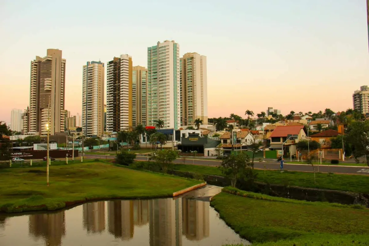 Calorão de 41°C e umidade de até 12% marcam domingo em MS