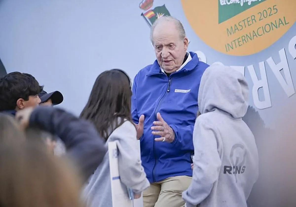 Juan Carlos I llega a Galicia en su cuarta visita del año a Sanxenxo