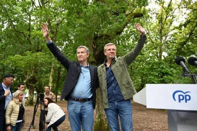Feijóo acusa a Sánchez de "cerrar por vacaciones" y abandonar a Ceuta: "Tardó un mes en reaccionar y copió las propuestas del PP"