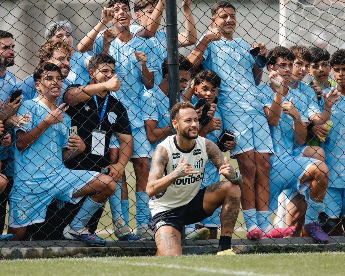 Escalação do Santos: Neymar volta a treinar e fica à disposição de Cuca para clássico com Corinthians
