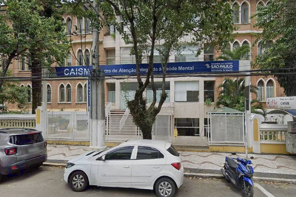 Gestão Tarcísio atrasa repasse de verba e prejudica atendimento de saúde mental em São Paulo