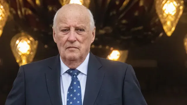 UE, NATO e líderes destacam "longo e dedicado serviço" de rei da Noruega