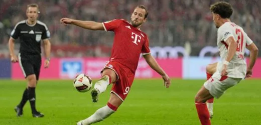 FC Bayern München: Plötzlich spielen Harry Kane und Joshua Kimmich in der Innenverteidigung