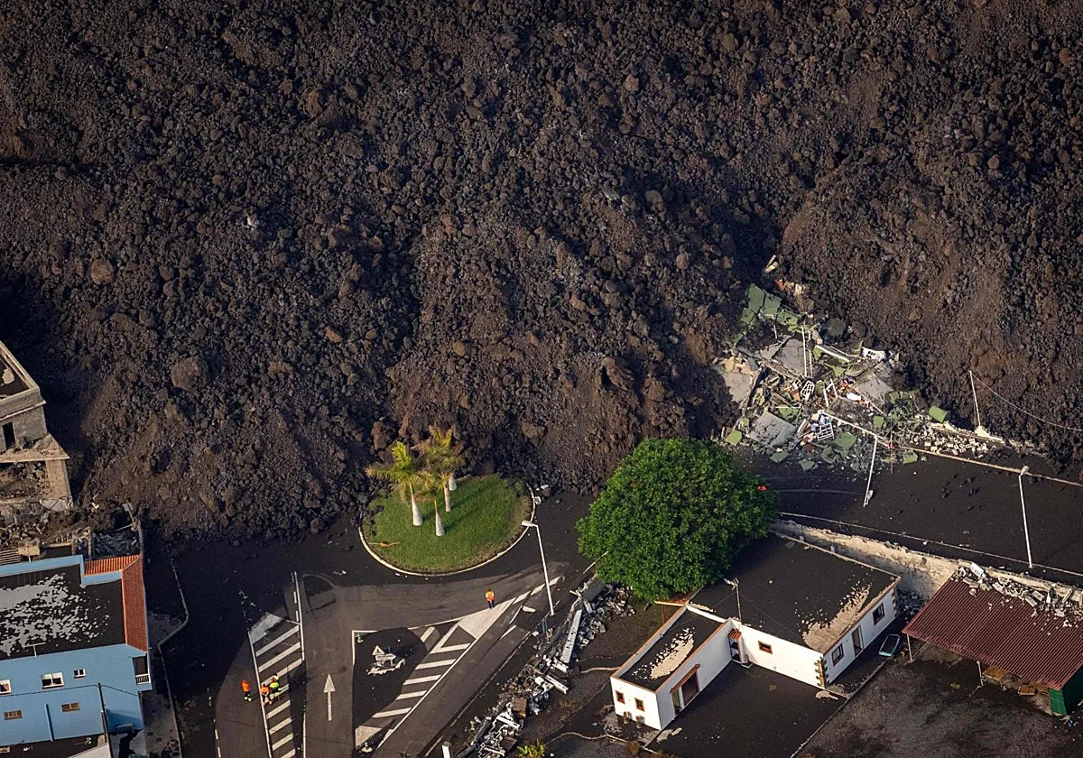 Cinco años del volcán de La Palma: una isla más grande, una vida más pequeña