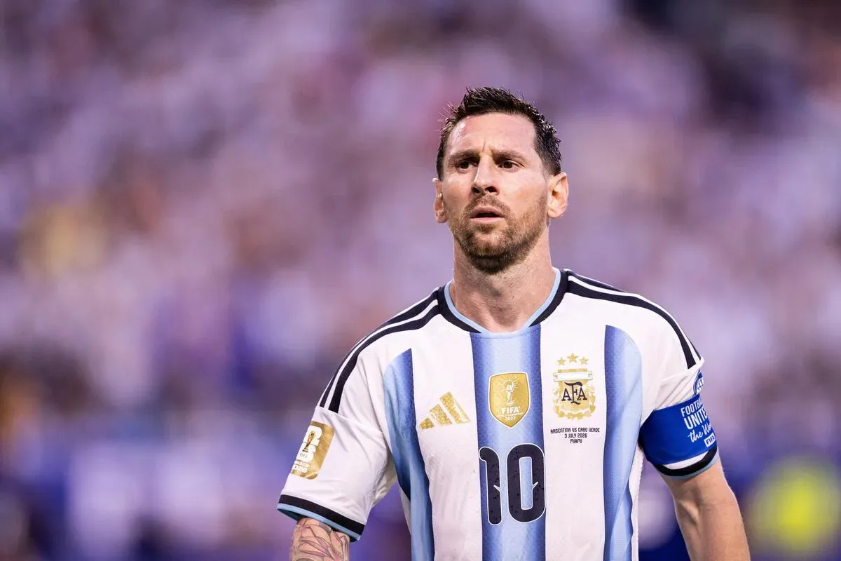Lionel Messi é convocado para último jogo pela Argentina e terá despedida em outubro