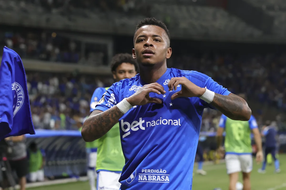 Atuações do Cruzeiro: Arroyo salva ataque, e trio vacila em gol sofrido; dê as notas