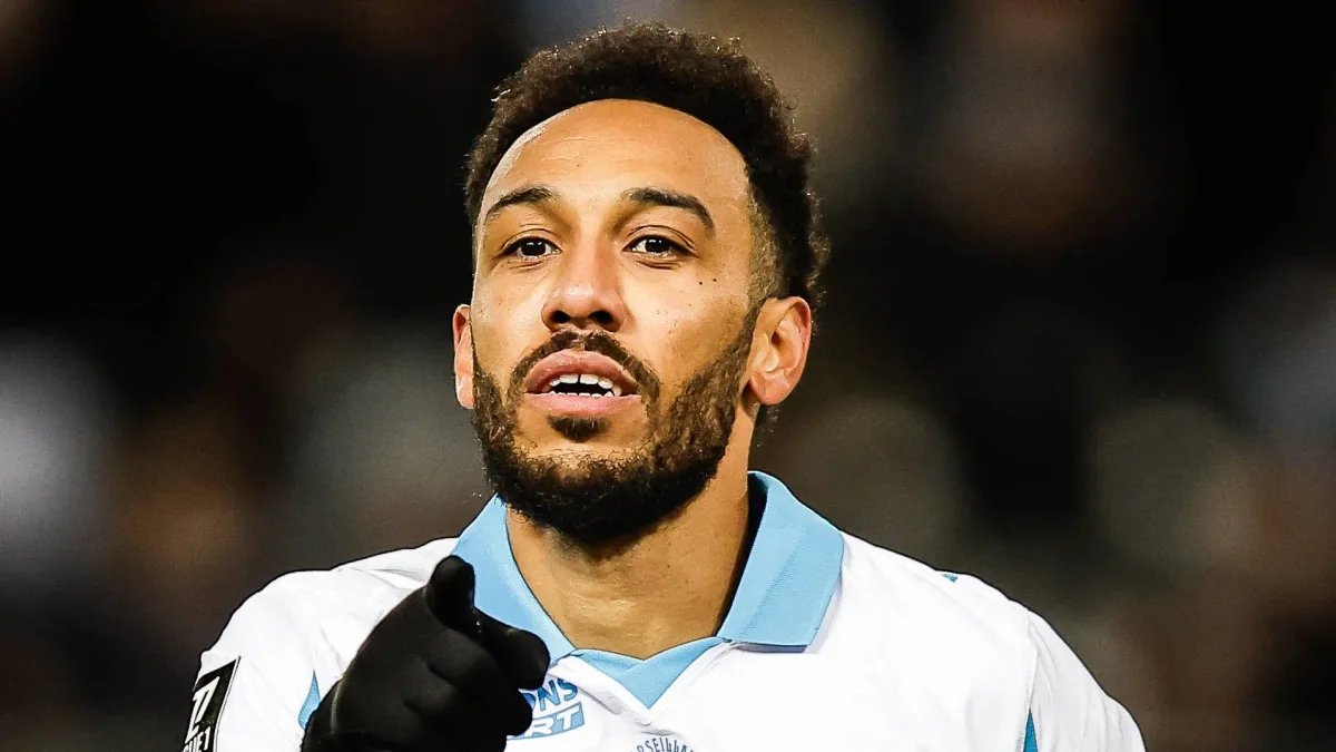 Aubameyang relembra ‘caos’ em passagem pelo Marseille: ‘Era como se o mundo acabasse’