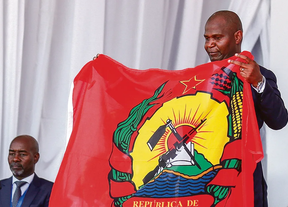 Daniel Chapo nomeia novo governador do Banco de Moçambique