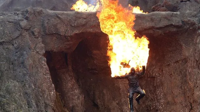 Selbstständig beschäftigt: Stuntman schlägt Rentenversicherung vor Sozialgericht