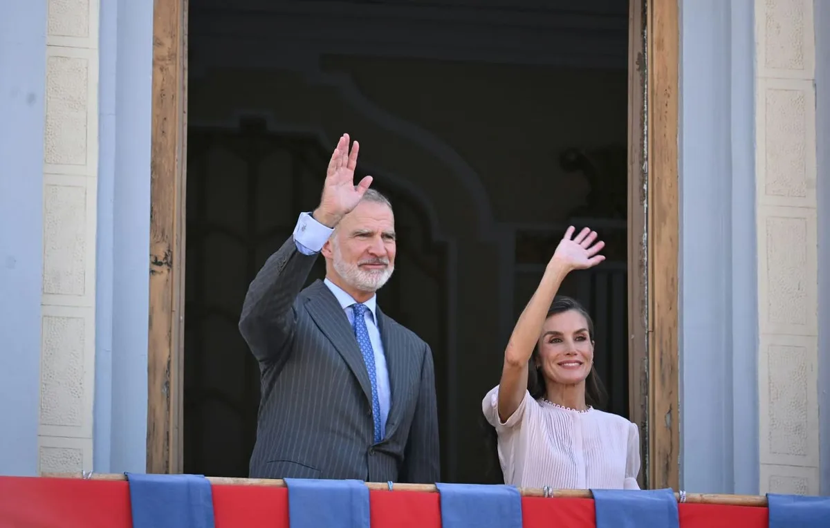 Los Reyes visitan Melilla | Los melillenses reciben a los monarcas en las calles en su primer viaje a la ciudad