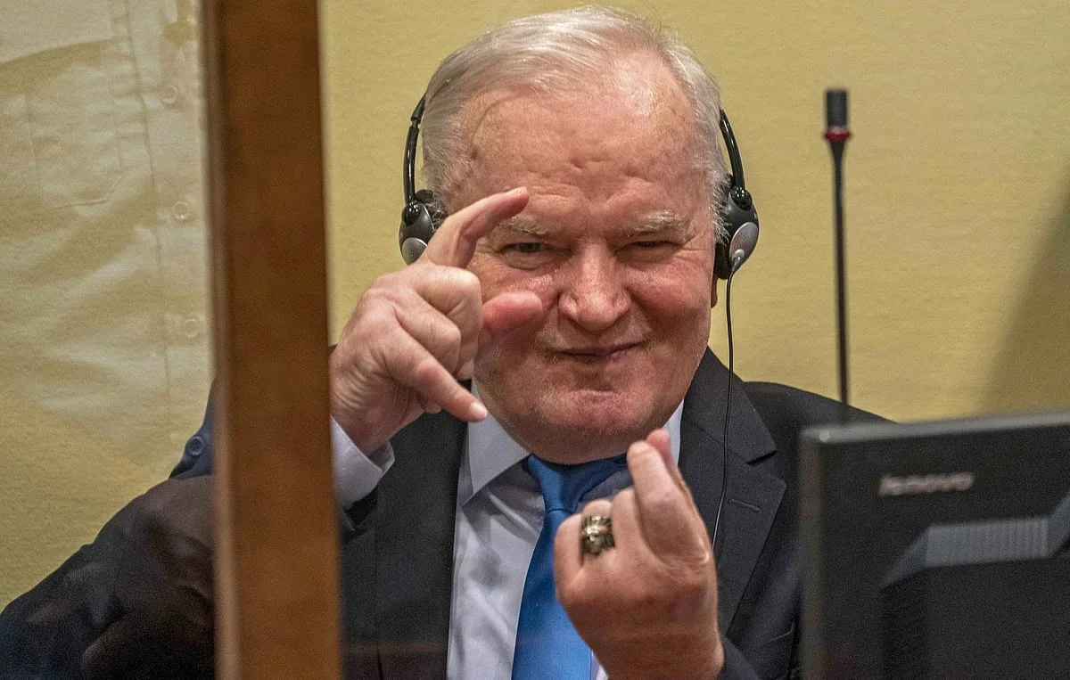 Morreu Ratko Mladic, o "carniceiro da Bósnia" condenado por genocídio