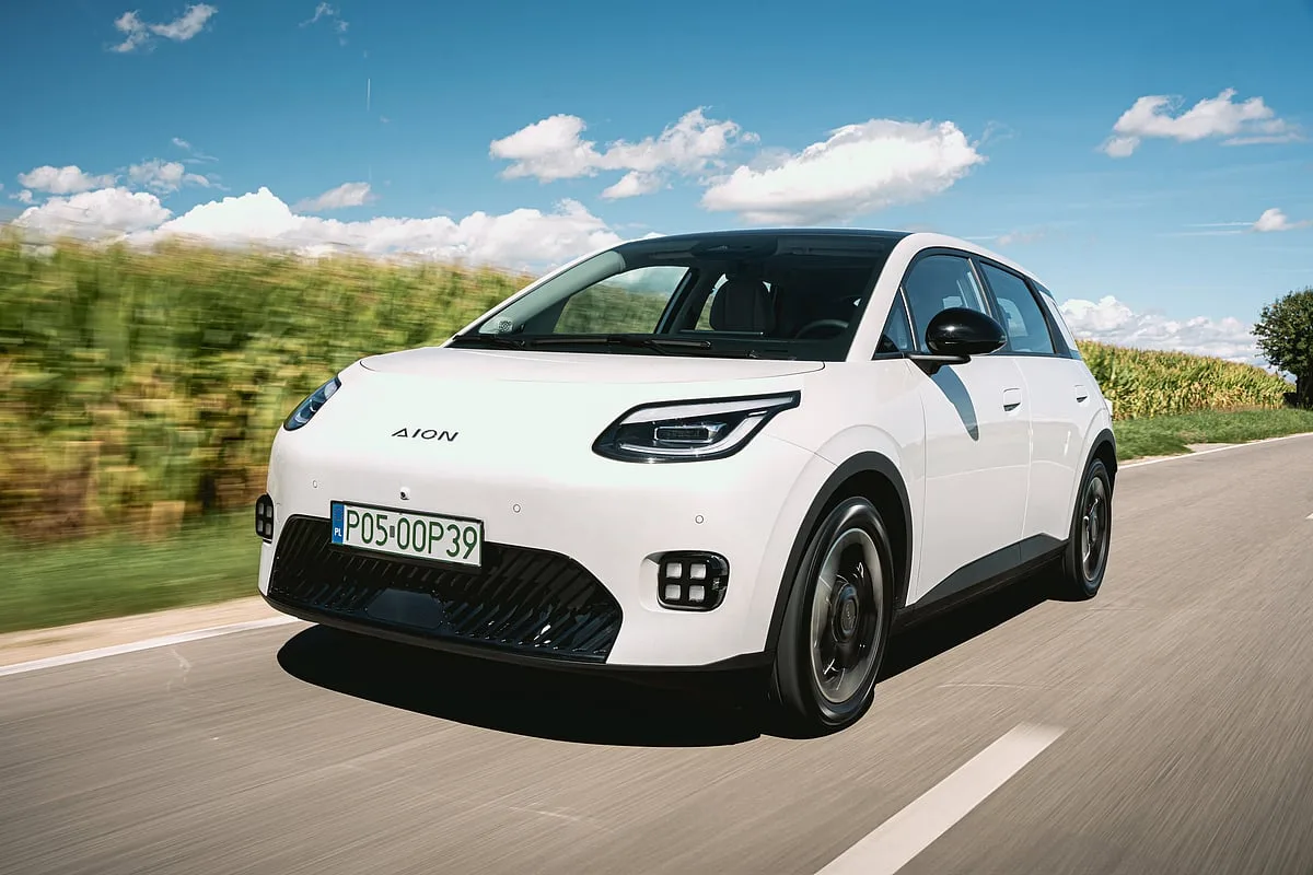 GAC apresenta gama 100% elétrica com test drives no Cascais Racket Show