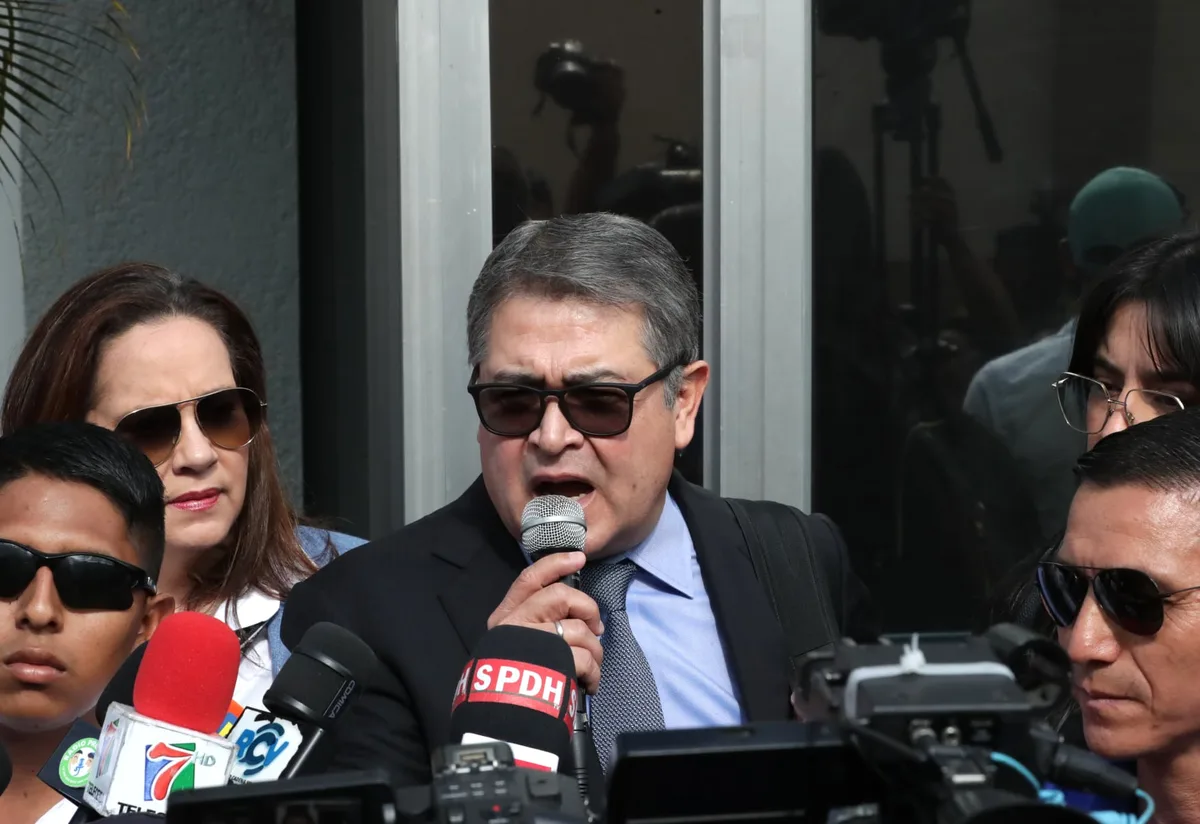 Reprograman para el 24 de agosto audiencia inicial contra Juan Orlando Hernández por fraude y lavado de activos