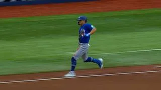 MLB: Andrés Giménez supera a una leyenda venezolana, pero enciende alarmas en Toronto por lesión