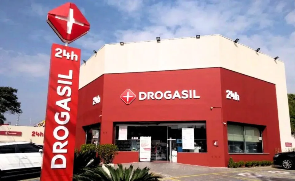 É o fim da escala 6×1: redes de supermercados e farmácias anunciam o fim do regime para todos os trabalhadores; veja quais empresas