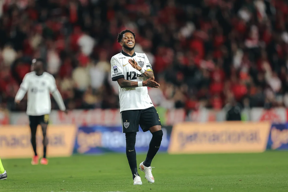 Camisa 7 do Atlético-MG pesa? Fred reage sobre herdar número de carrasco do Cruzeiro