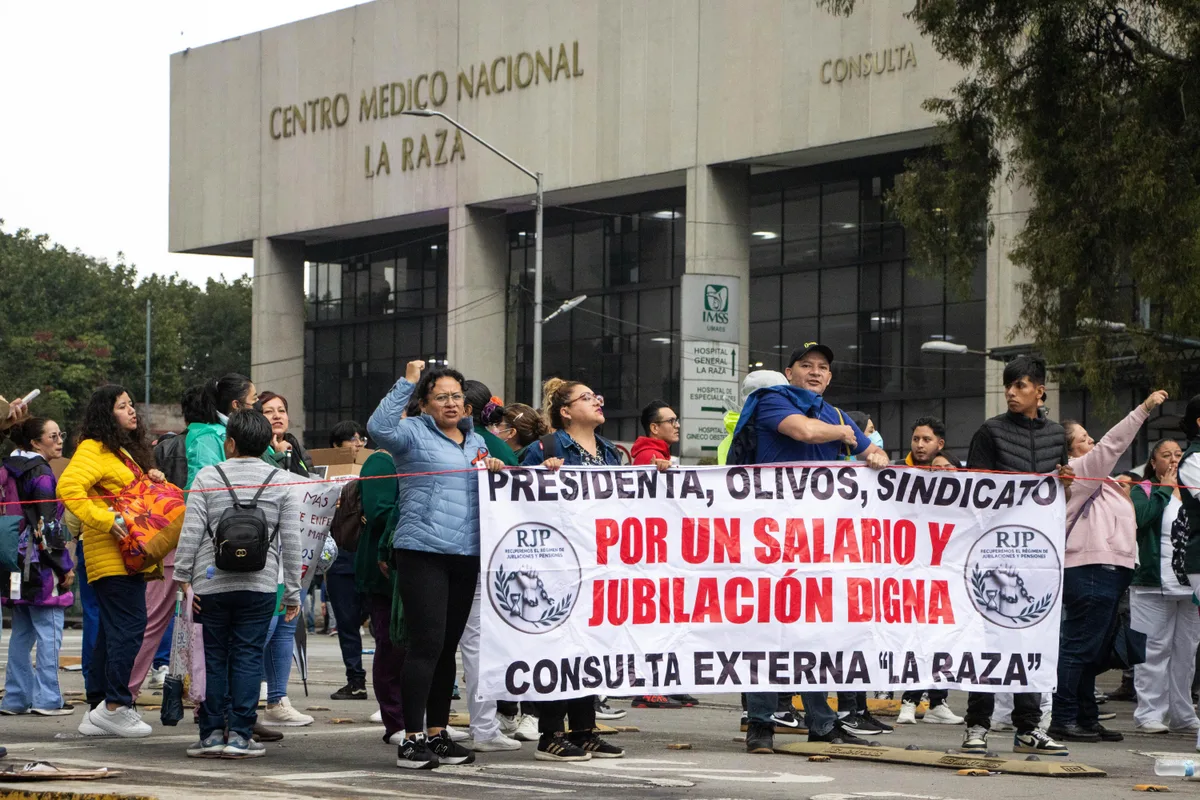 Personal del IMSS anuncia marcha nacional el 14 de octubre; se unen trabajadores del Metro, ISSSTE, Pemex y maestros
