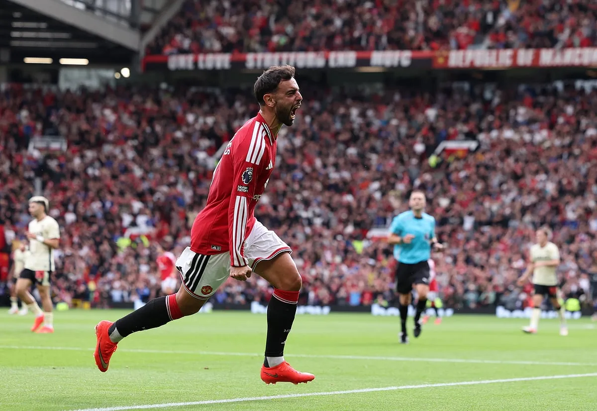 Gary Neville categórico: “Bruno Fernandes foi a melhor contratação do United no pós-Alex Ferguson”