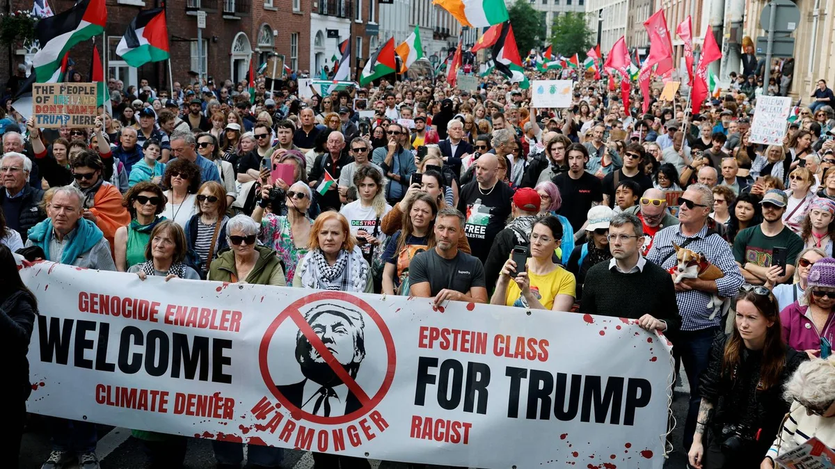 "Ça fait honte au peuple irlandais" : à Dublin, la visite officielle de Donald Trump suscite colère et indignation