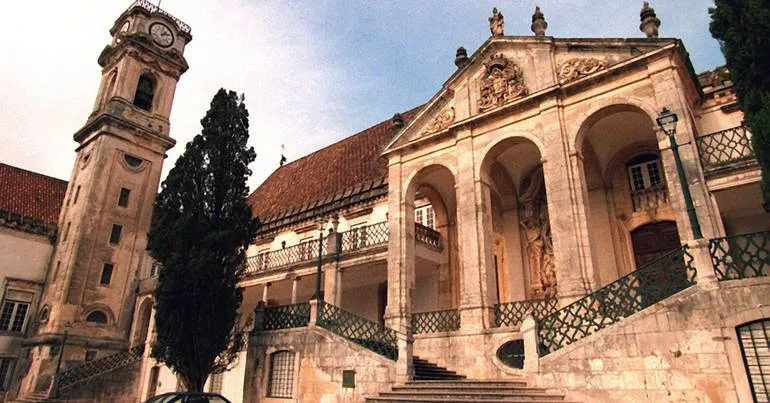 Coimbra. Um quarto dos alunos pensa abandonar por custos