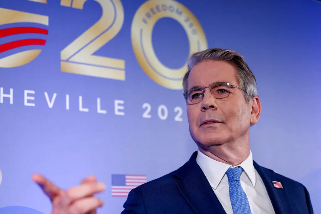 Hosting G20 meeting, Bessent tries to rally allies on Iran as tariffs strain ties