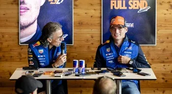 Max Verstappen renova com a Red Bull até 2030 com o desejo de "voltar ao topo"