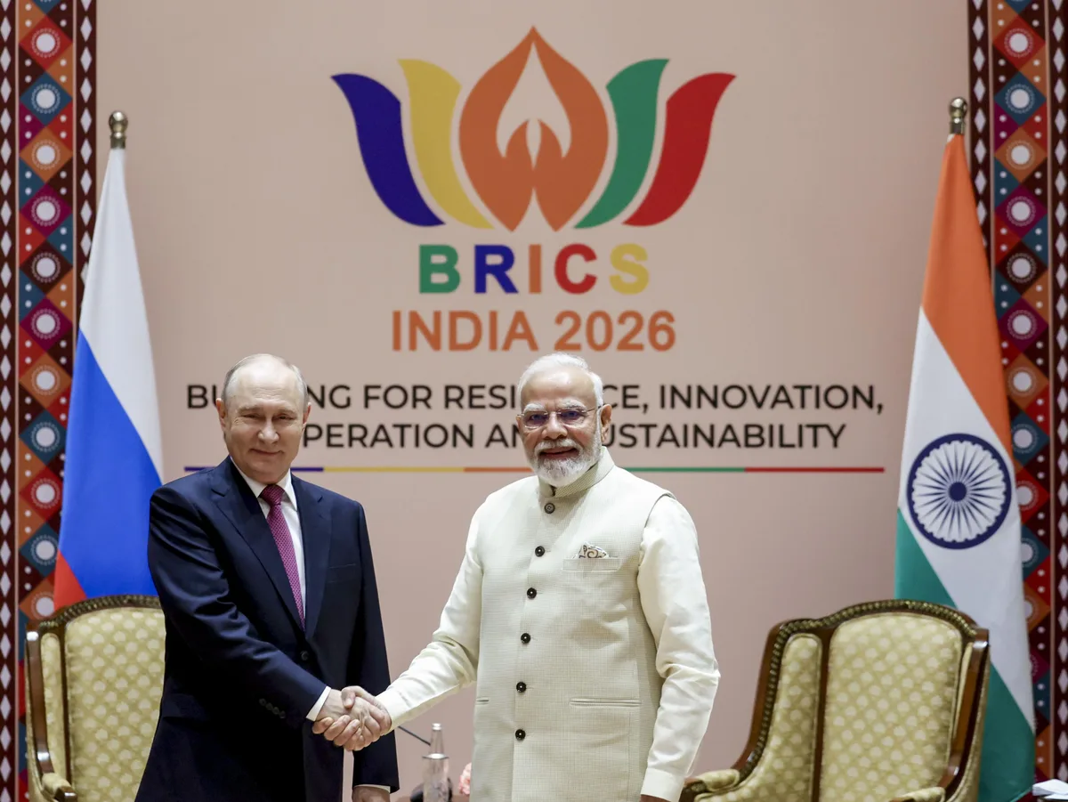 Modi, Putin discuss $100 bn trade target, defence ties at Brics Summit