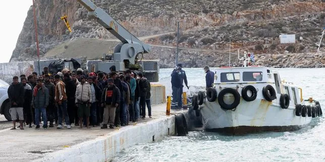 En Grèce, 85 migrants secourus au large de la Crète