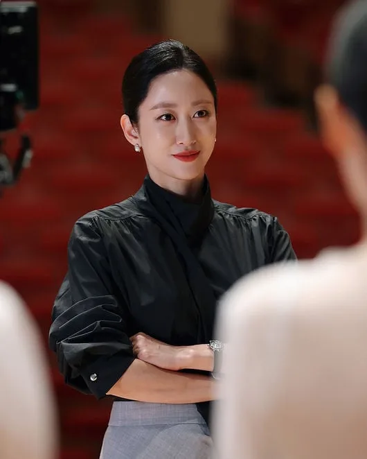 전혜빈 '재벌X형사2' 뜬다..우아X서늘한 예고 교장
