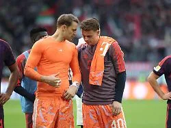 "Das ist was komplett anderes": Torwart-Legenden zweifeln an Bayerns Jonas Urbig