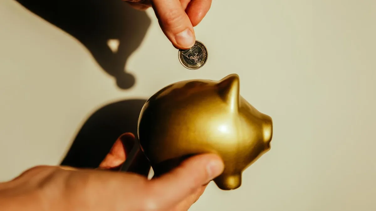Ruhestand: 4100 Euro Gehalt: So viel Rente kommt laut Formel am Ende heraus