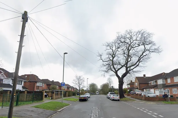 Schools on lockdown in Edgware as 'man with firearm' seen and armed cops scrambled