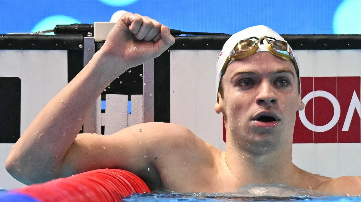 Léon Marchand remporte la médaille d’or au 200m papillon, son premier titre européen