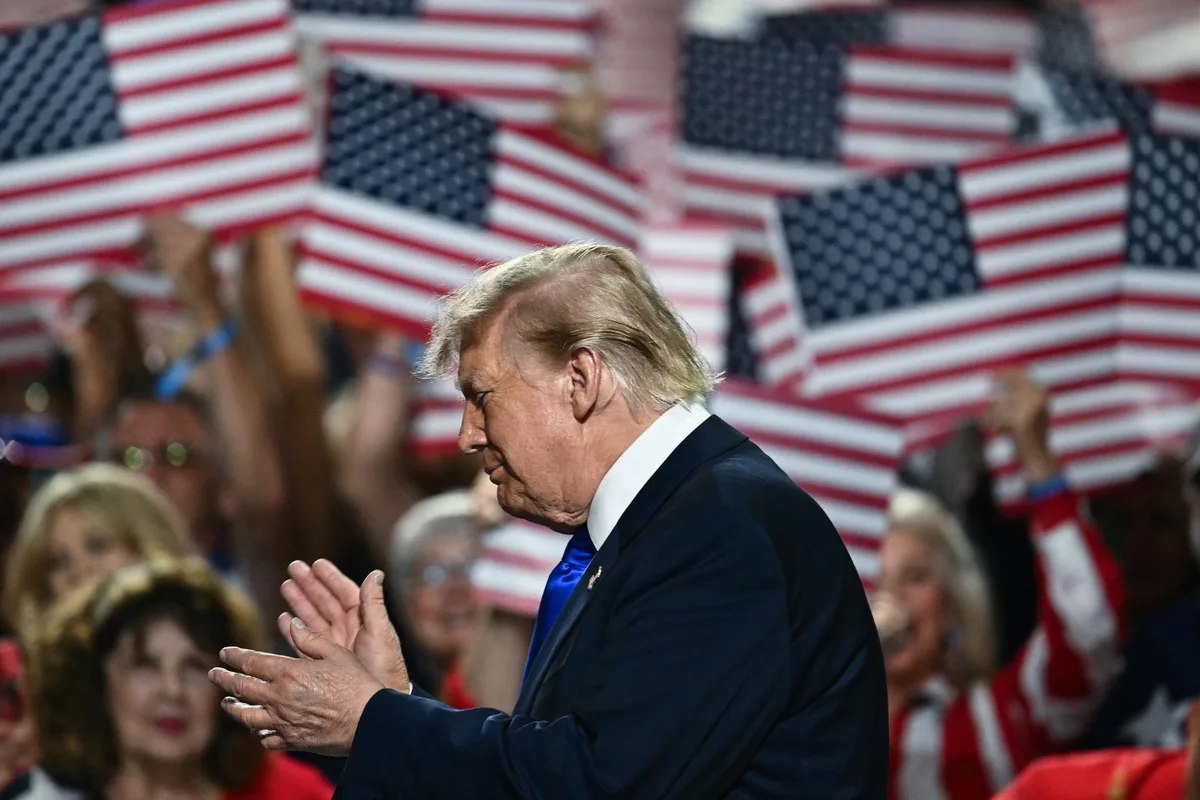 A Dallas, Trump promet un « dividende » de 5 000 dollars par citoyen si son parti garde le contrôle du Congrès