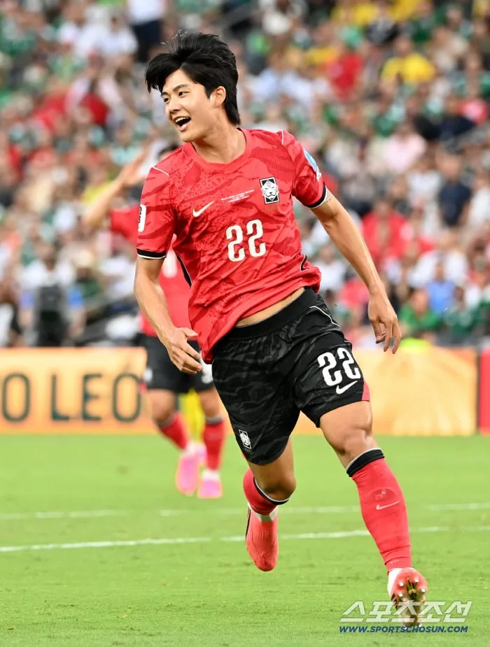 "韓 축구 환호!" 국가대표 수비수 설영우 '스텝업' 아우크스부르크 합류 임박…'기본 이적료 400만 유로→가치 입증하고 새 도약 이뤄낼 기회'