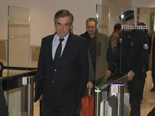 François Fillon suspendu de la Légion d’honneur et de l’ordre national du mérite
